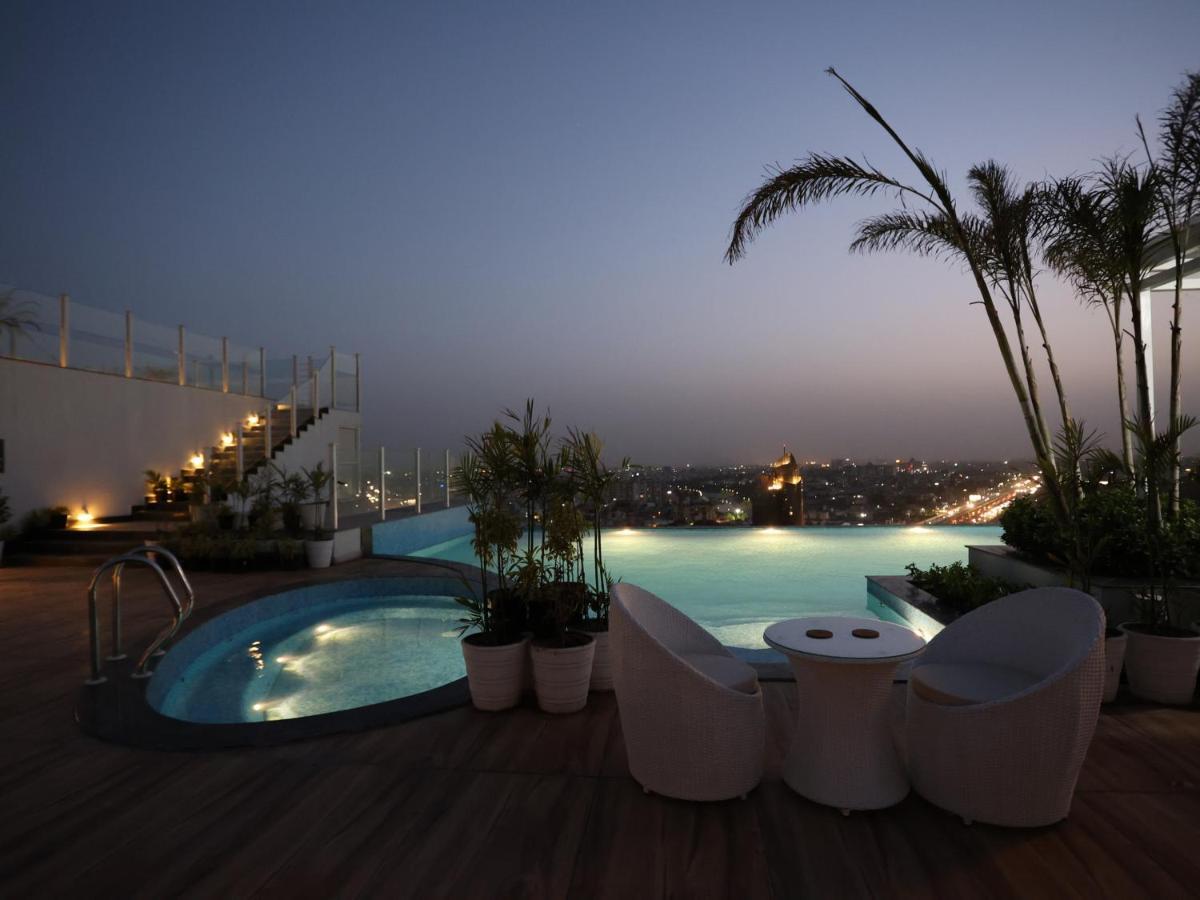 Hotel The Fern Habitat, Divisione di Jaipur Esterno foto