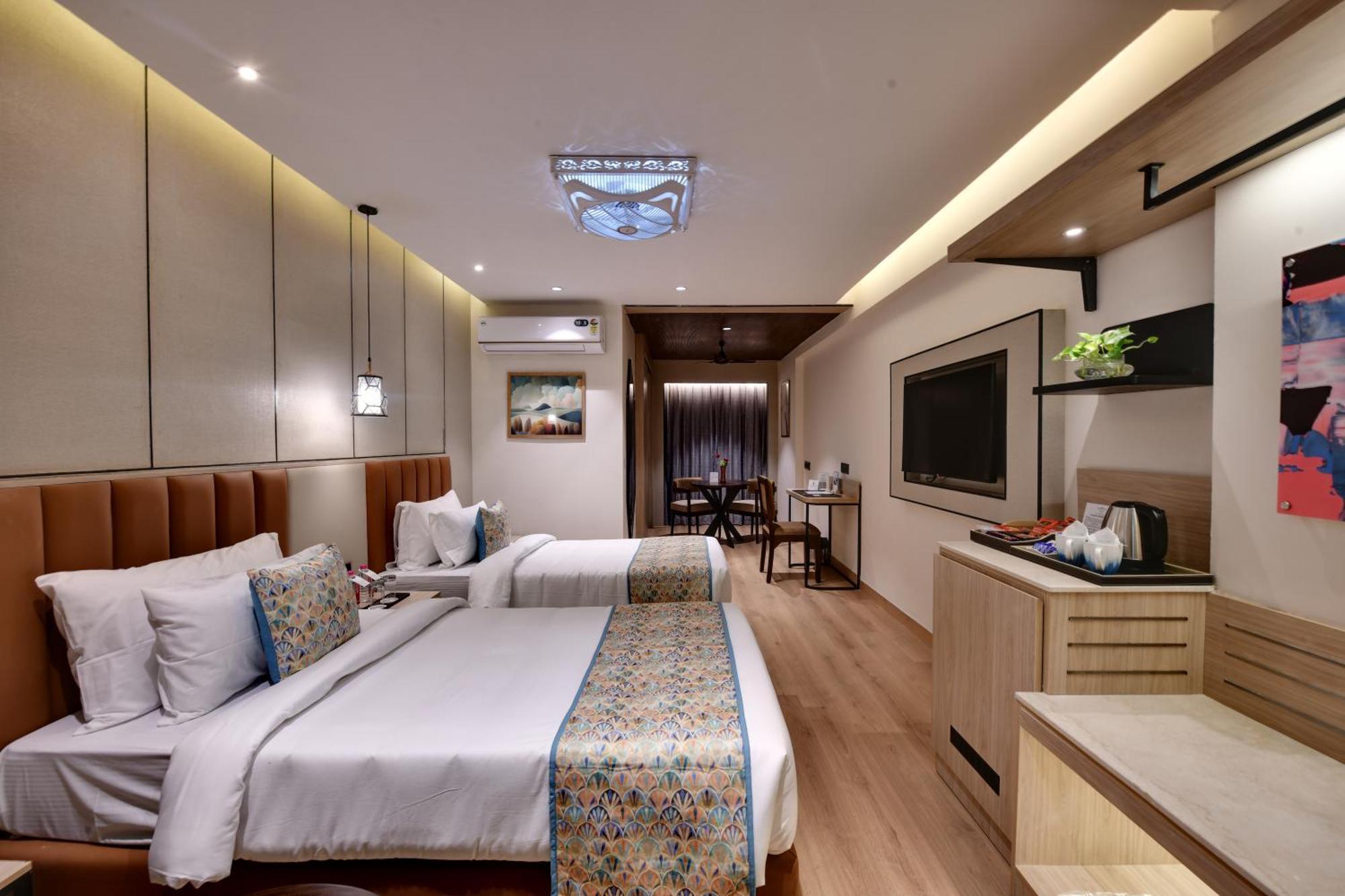 Hotel The Fern Habitat, Divisione di Jaipur Esterno foto